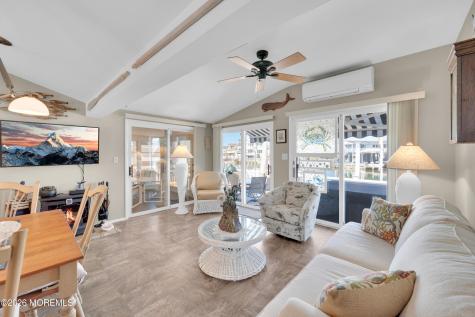 264 Heron Road Tuckerton NJ 08087