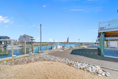 264 Heron Road Tuckerton NJ 08087