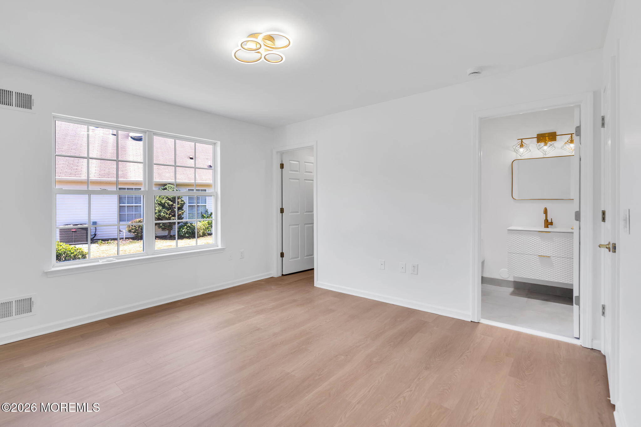 23 Oakmont Road Lakewood NJ 08701