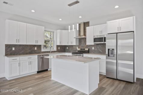 175 Brennan Concourse Bayville NJ 08721
