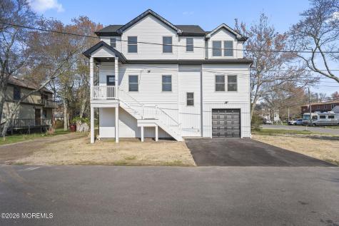 175 Brennan Concourse Bayville NJ 08721