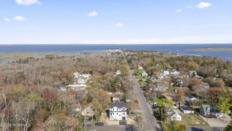 175 Brennan Concourse Bayville NJ 08721