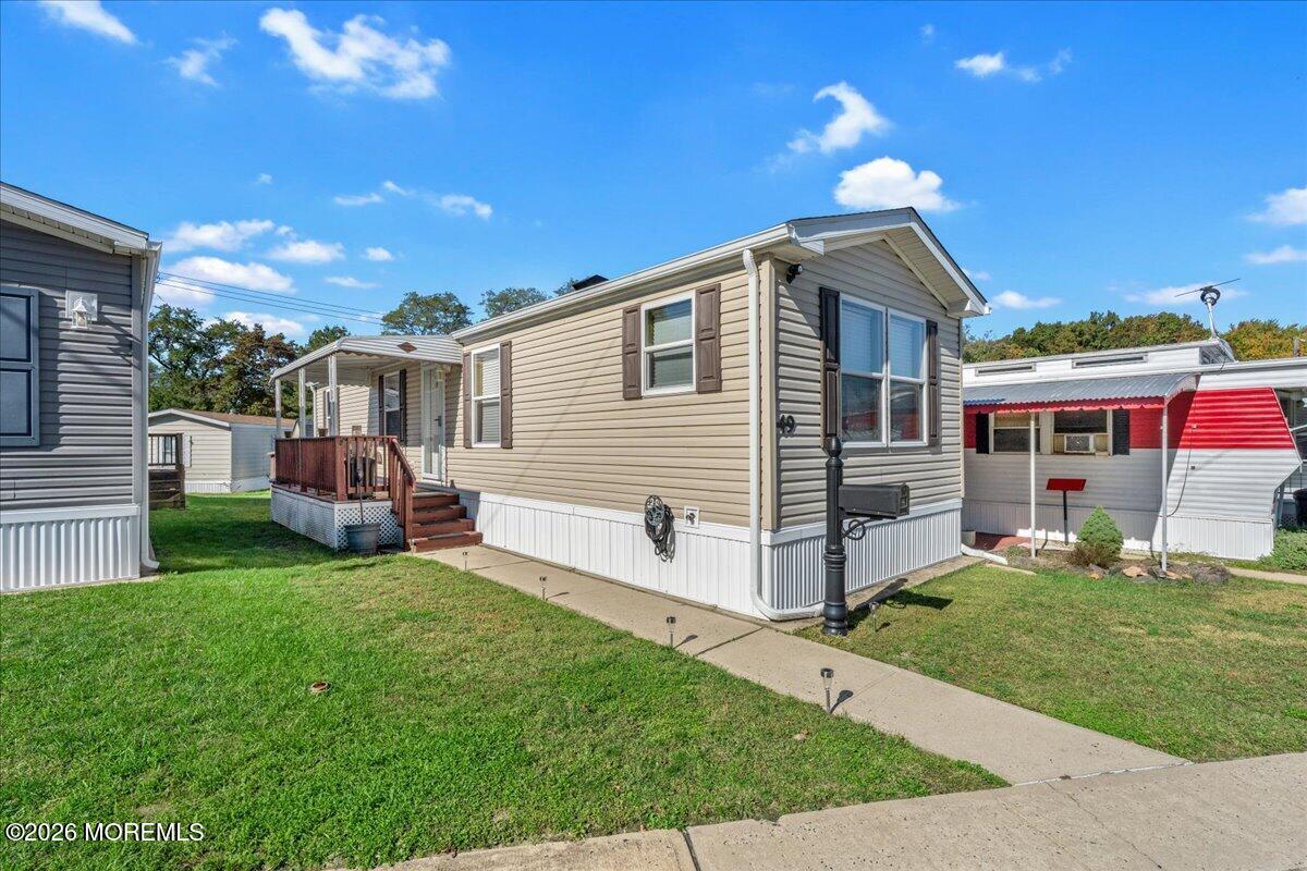 49 Shore Haven Park Hazlet NJ 07730