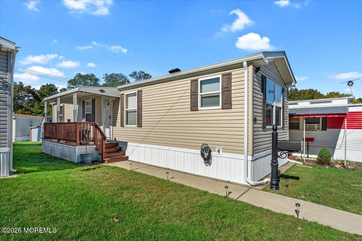 49 Shore Haven Park Hazlet NJ 07730