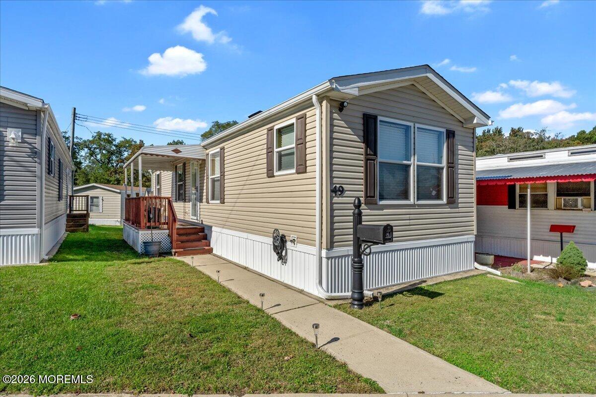 49 Shore Haven Park Hazlet NJ 07730