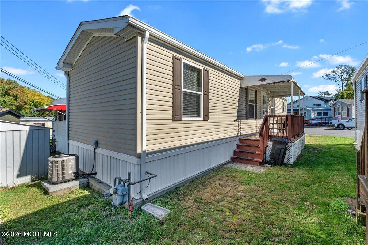 49 Shore Haven Park Hazlet NJ 07730