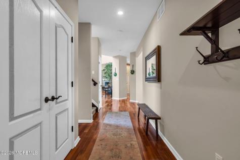 4 Susan Court Farmingdale NJ 07727