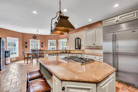 4 Susan Court Farmingdale NJ 07727