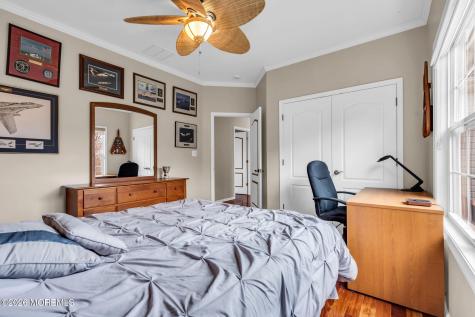 4 Susan Court Farmingdale NJ 07727