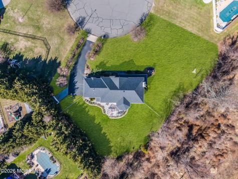 4 Susan Court Farmingdale NJ 07727