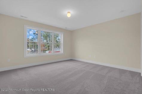 2 Potters Court Bayville NJ 08721