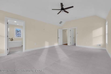 2 Potters Court Bayville NJ 08721