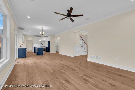2 Potters Court Bayville NJ 08721