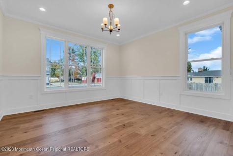 2 Potters Court Bayville NJ 08721