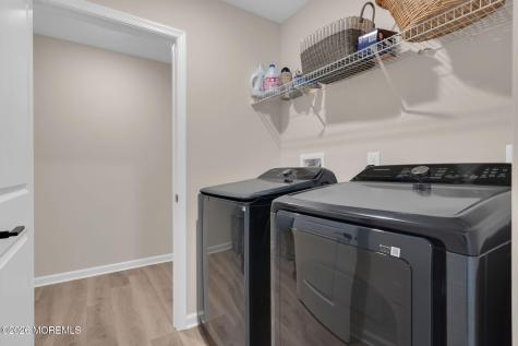16 Minnow Avenue Barnegat NJ 08005