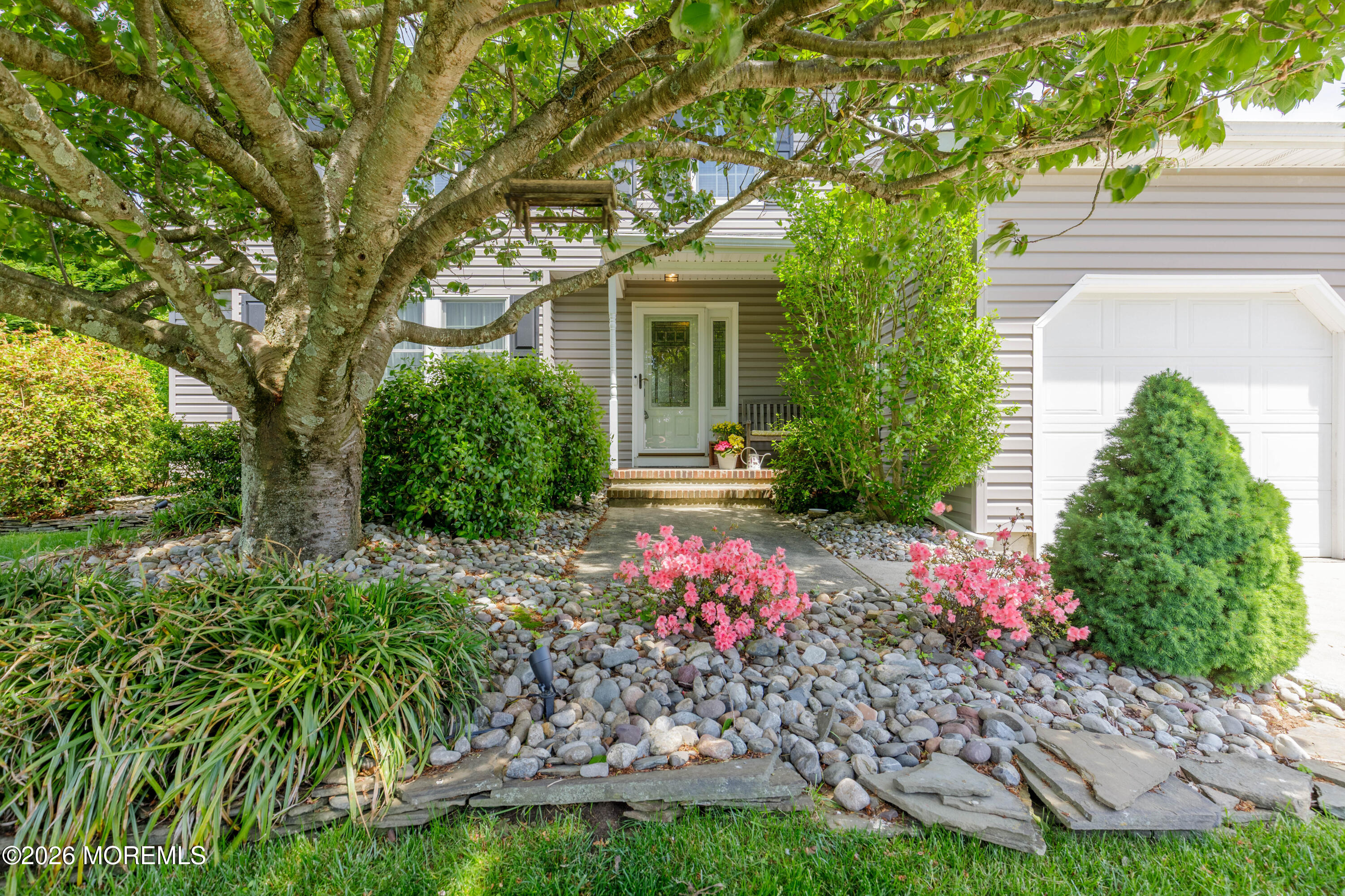 6 Davids Lane Howell NJ 07731