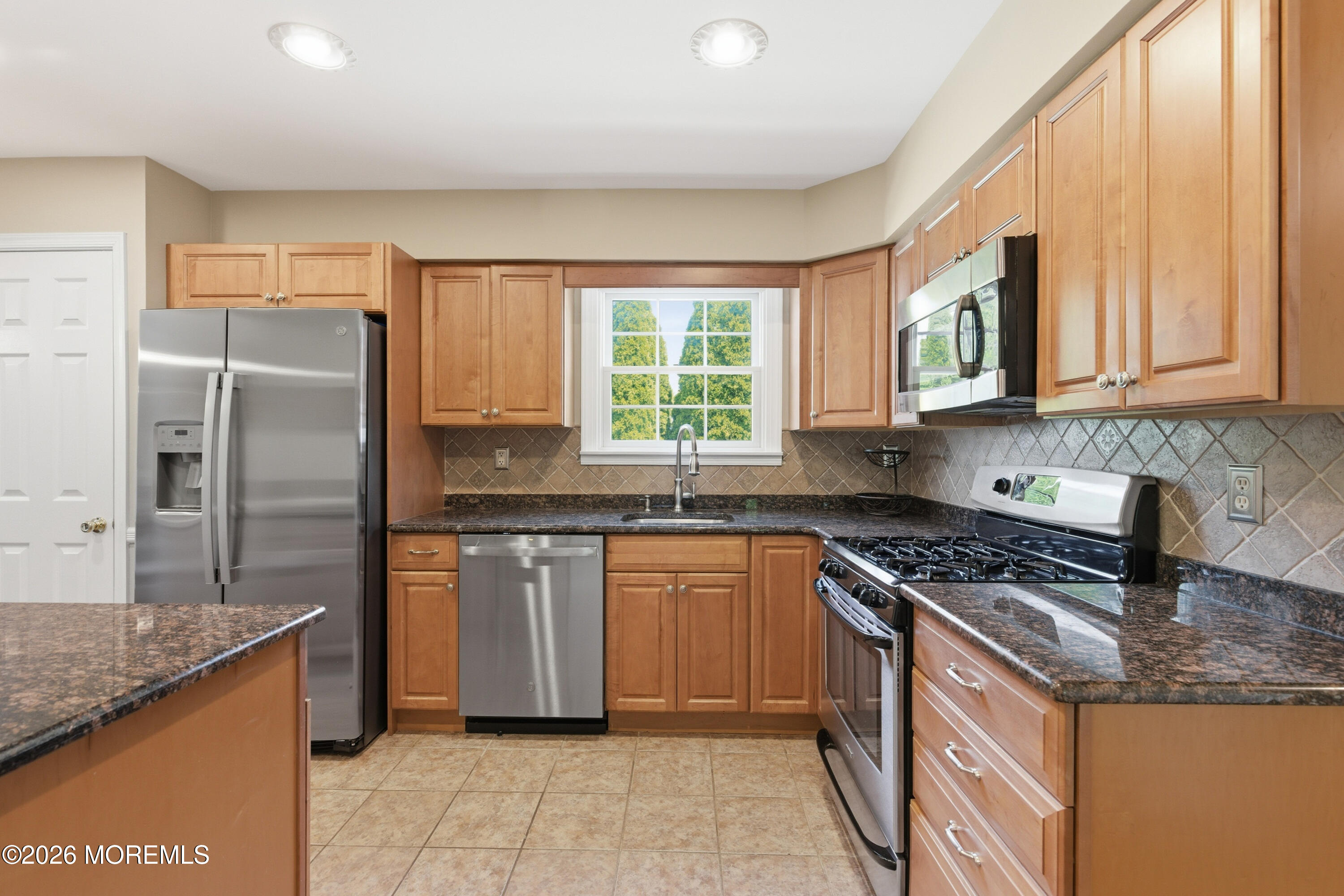 6 Davids Lane Howell NJ 07731