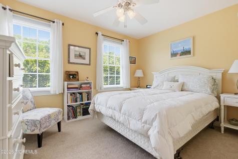 6 Davids Lane Howell NJ 07731