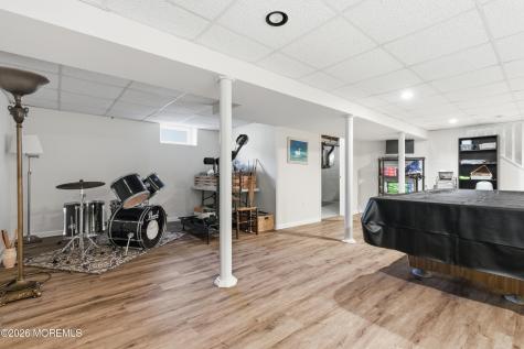 6 Davids Lane Howell NJ 07731