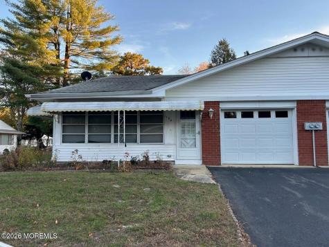 110 A Fairway Lane Whiting NJ 08759