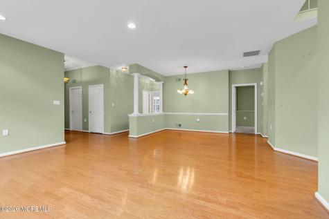 54 Drayton Road Manchester NJ 08759