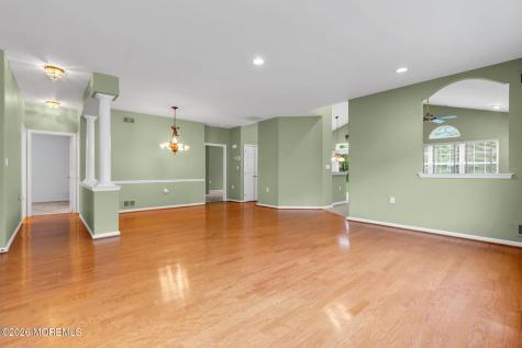 54 Drayton Road Manchester NJ 08759