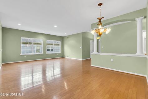 54 Drayton Road Manchester NJ 08759