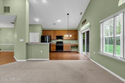 54 Drayton Road Manchester NJ 08759