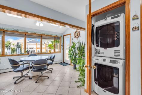 22 Parkway Point Pleasant Beach NJ 08742