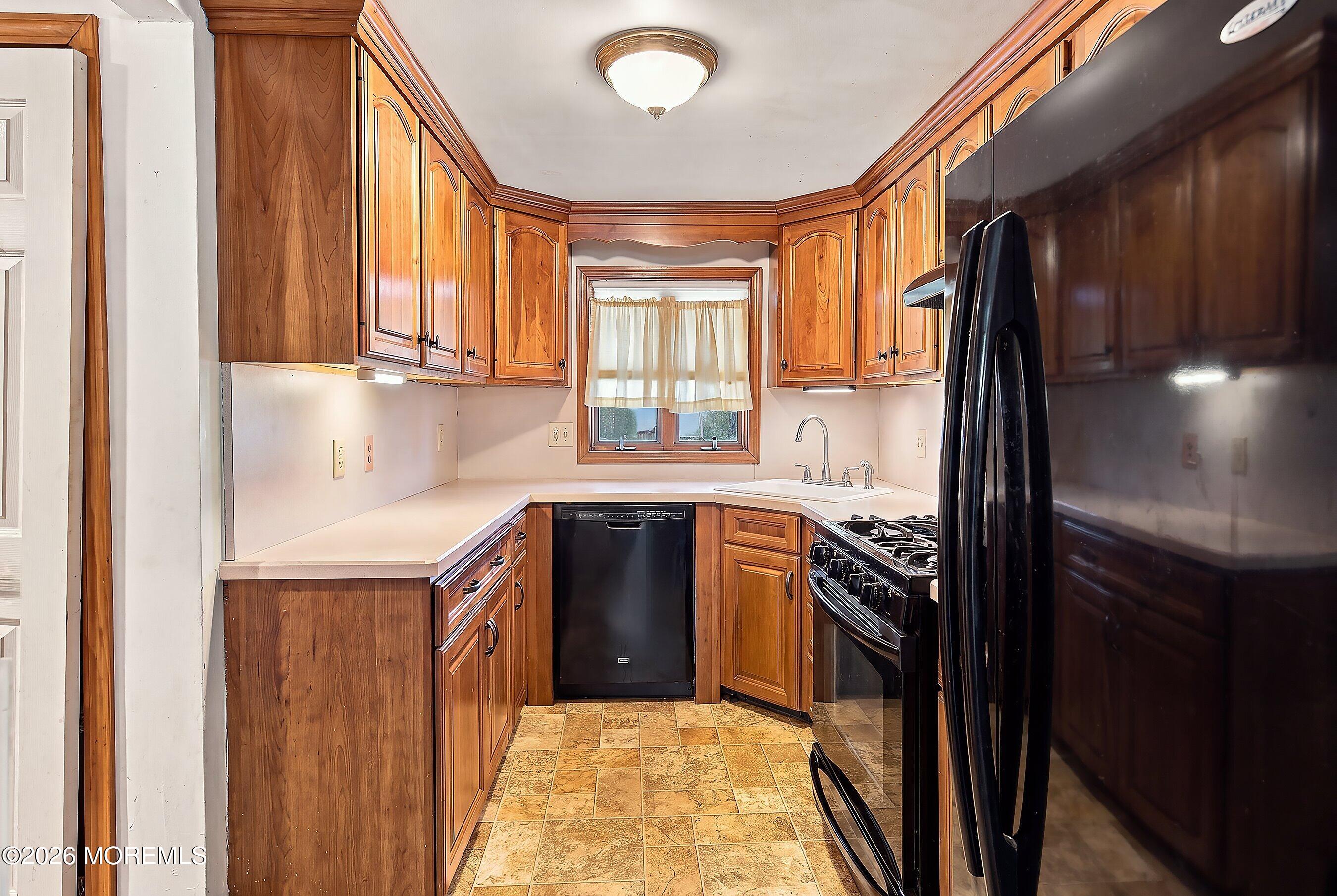 925 6th Street Union Beach NJ 07735