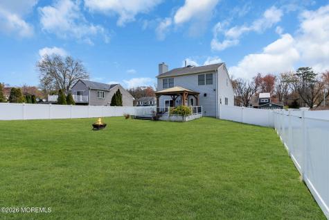 8 Cripple Creek Road Howell NJ 07731