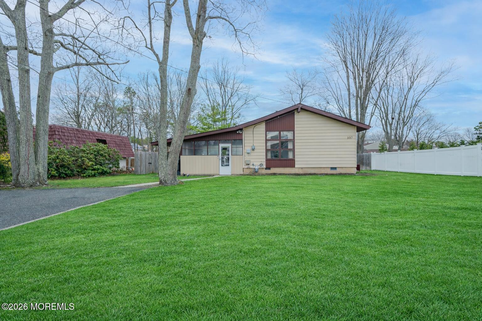 337 Crystal Drive Brick NJ 08723