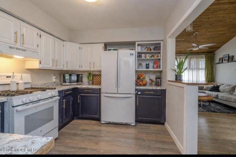 337 Crystal Drive Brick NJ 08723