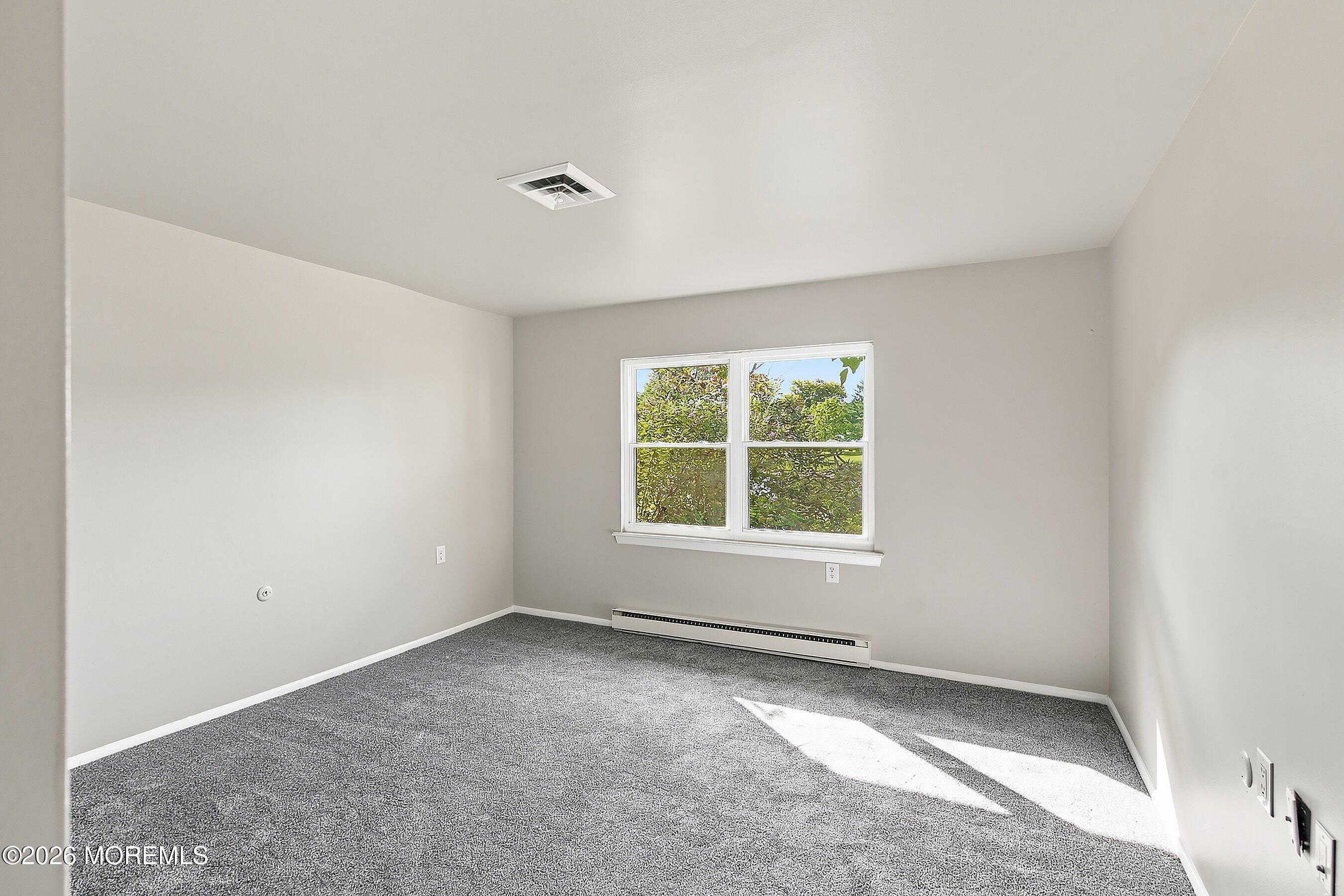 711B Dorchester Drive Lakewood NJ 08701