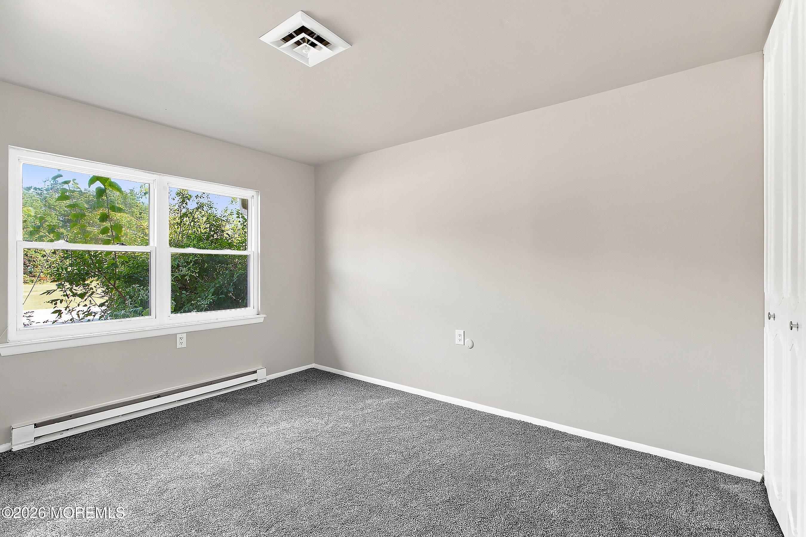 711B Dorchester Drive Lakewood NJ 08701