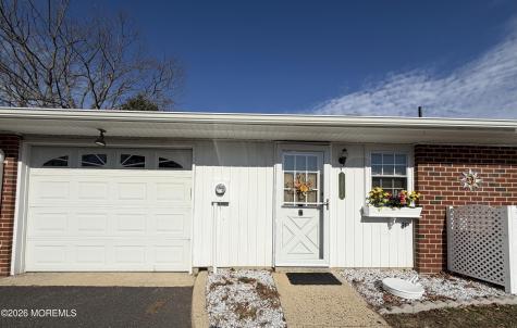 1203A Shetland Drive Lakewood NJ 08701