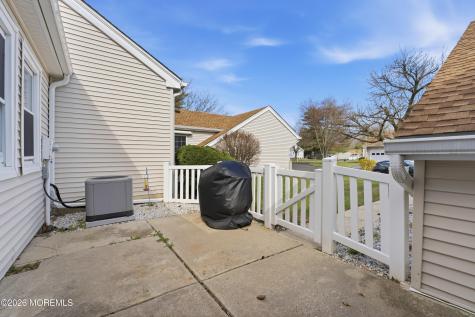110 Henley Court Freehold NJ 07728