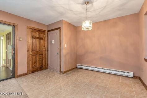 18 Lexington Court Red Bank NJ 07701