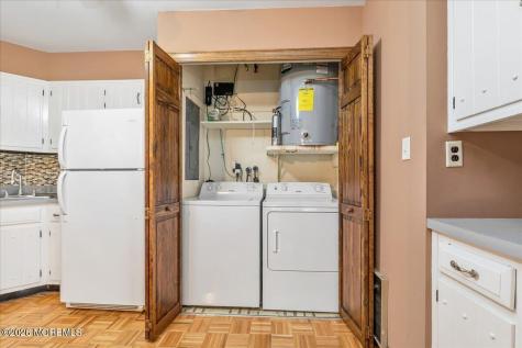 18 Lexington Court Red Bank NJ 07701