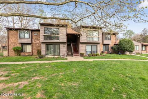 18 Lexington Court Red Bank NJ 07701