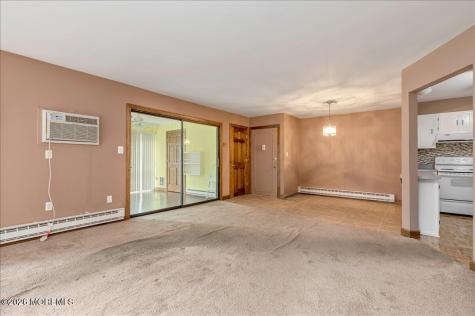 18 Lexington Court Red Bank NJ 07701
