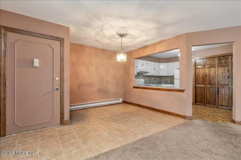 18 Lexington Court Red Bank NJ 07701