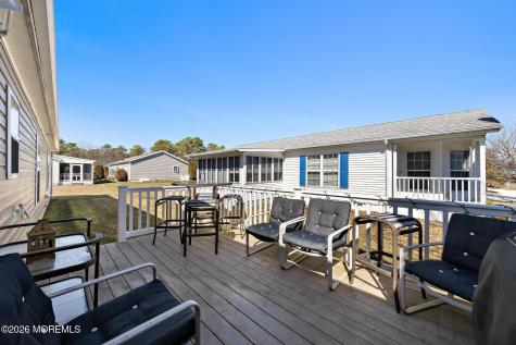 75 Oak Ridge Lane Manahawkin NJ 08050