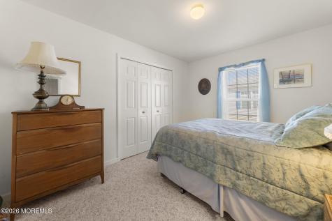 75 Oak Ridge Lane Manahawkin NJ 08050
