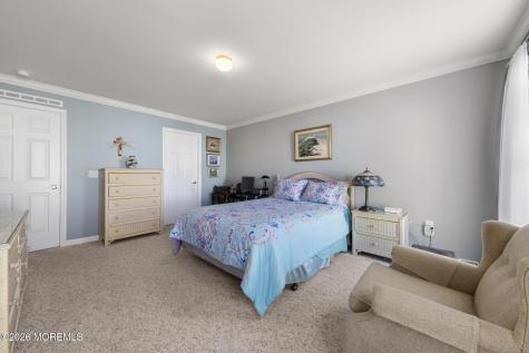 75 Oak Ridge Lane Manahawkin NJ 08050
