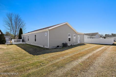 75 Oak Ridge Lane Manahawkin NJ 08050