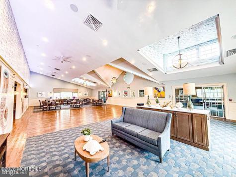 75 Oak Ridge Lane Manahawkin NJ 08050