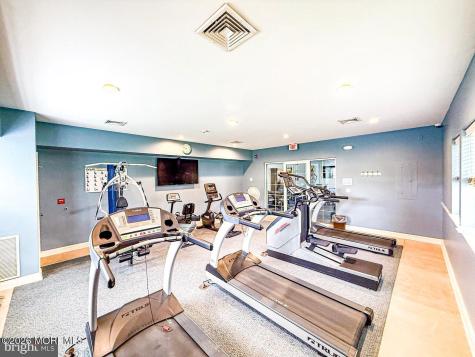 75 Oak Ridge Lane Manahawkin NJ 08050