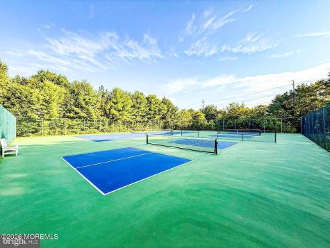 75 Oak Ridge Lane Manahawkin NJ 08050