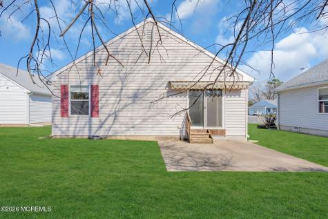 1440 Petunia Way S Toms River NJ 08755